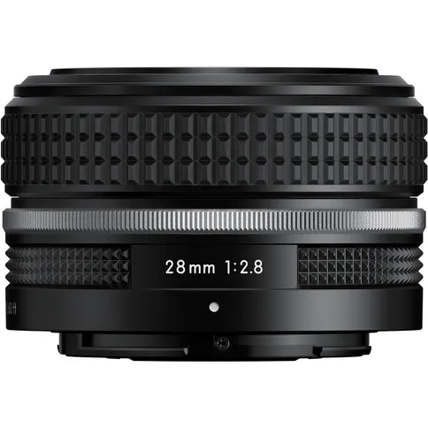 Nikon Z fc Silver/Black + NIKKOR Z 28 mm f/2,8 Special Edition - Imagen 10
