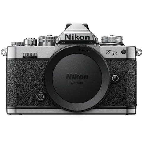 Nikon Z fc Silver/Black + NIKKOR Z DX 18–140 mm f/3,5–6,3 VR - Imagen 5
