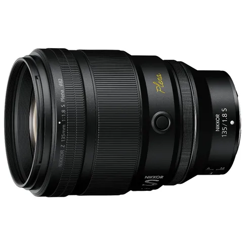 Nikon Z 135 mm f/1,8 S-line Plena